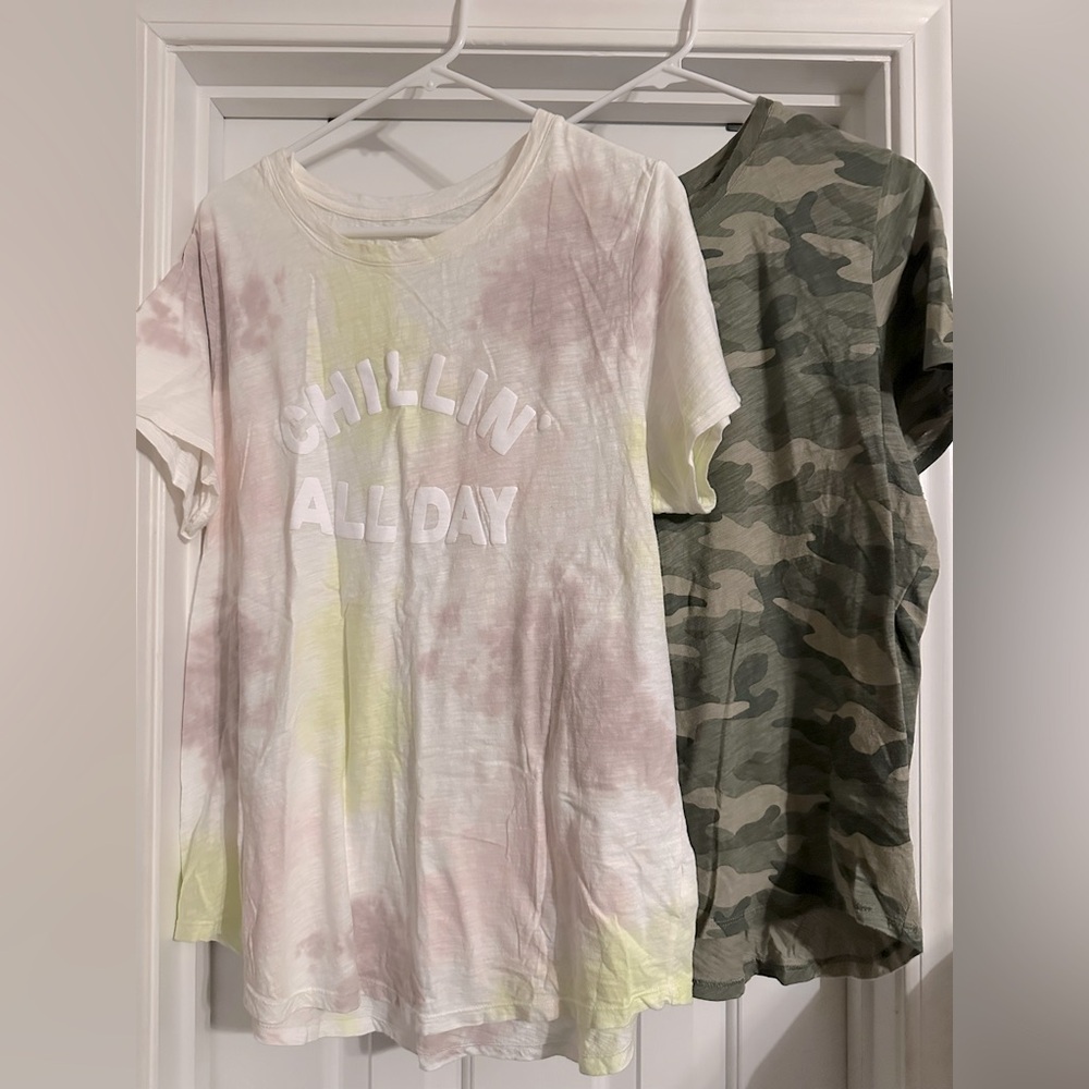 2 Old Navy Everywhere Women’s XL Tall T-Shirts –Tie-Dye “Chillin’ All Day”& Camo - Picture 4 of 4